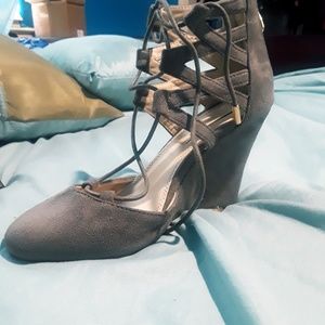GUILTY SOLES WEDGES